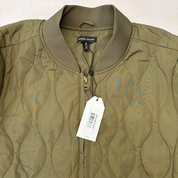 Universal Standard Hudson Quilted Coat - Colour Ivy - Size XS (10-12) - Picture 5 of 7
